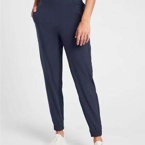 Athleta Brooklyn Jogger in Navy Size 0